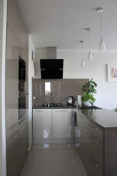 Uroczy, Jasny Apartament Oraz Bezplatny Parking! Διαμέρισμα Krasków Εξωτερικό φωτογραφία